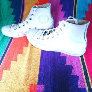 Children clothing and women's Converse shoes